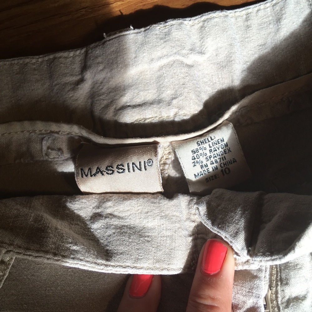 Shorts - Picture 3 of 3